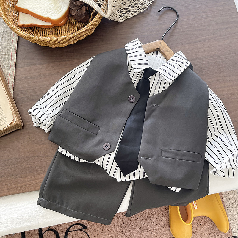 学院西装礼服秋季男童马甲三件套洋气儿童套装宝宝英伦帅气童装春