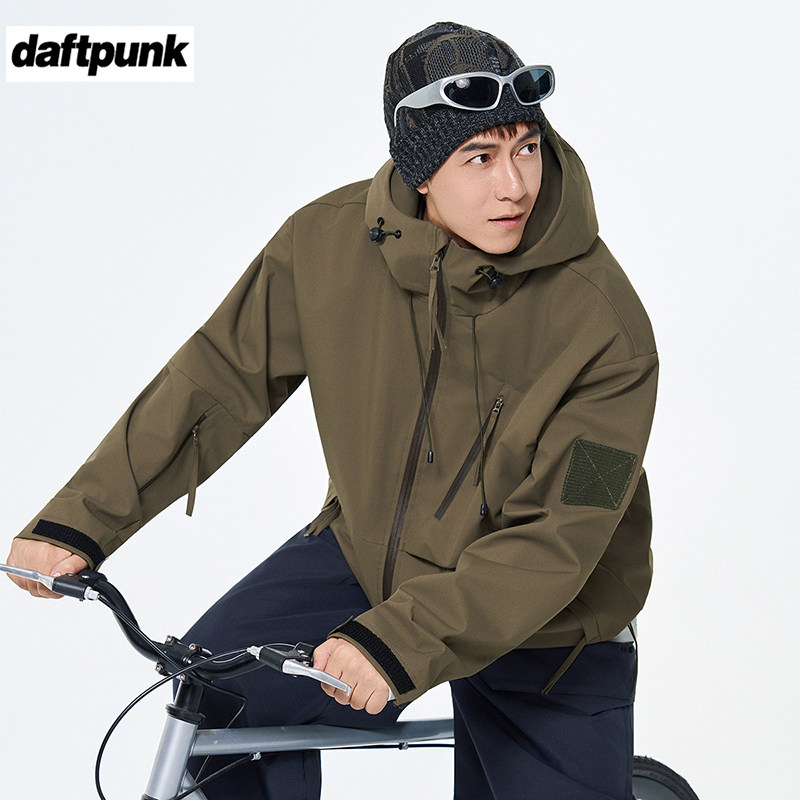 户外多结构拉链设计连帽冲锋衣