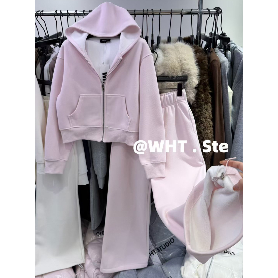 连帽长袖卫衣外套+束脚休闲裤