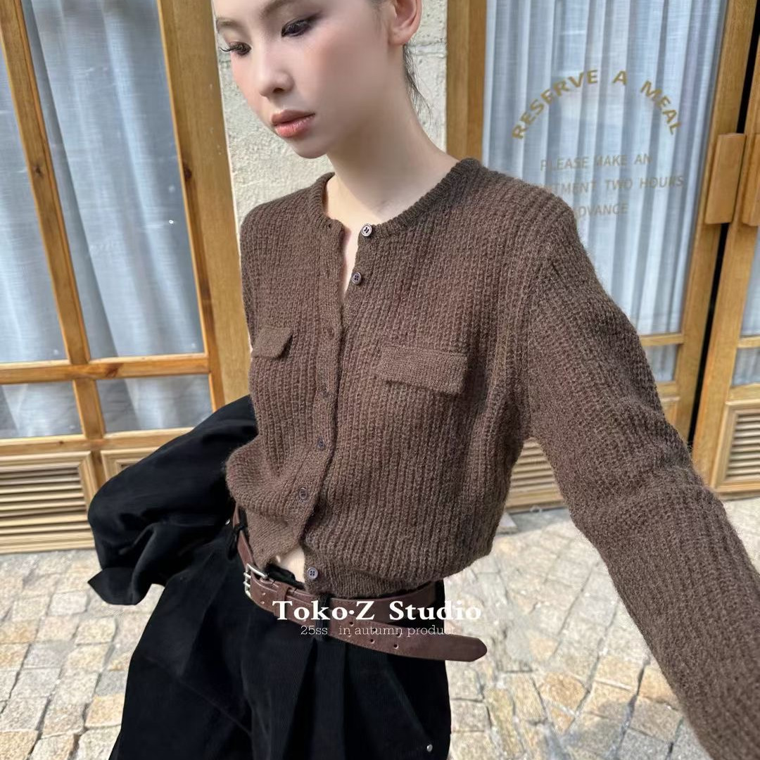 时髦净版长袖假口袋针织开衫