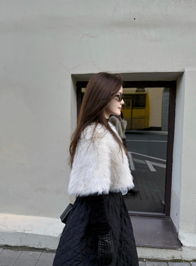 EASE正品冬季法式气质优雅皮草斗篷披肩百搭宽松短款纽扣外套女潮