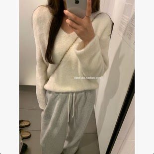 国现class韩国直邮010517 Riette 韩代2026款  糯叽叽V领毛衣