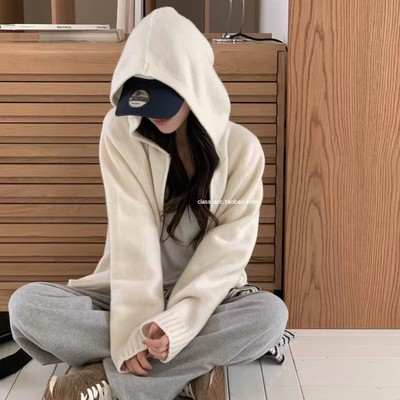 class韩国直邮102713 VERGAMOT韩代牦牛毛羊毛一片式连帽毛衣开衫