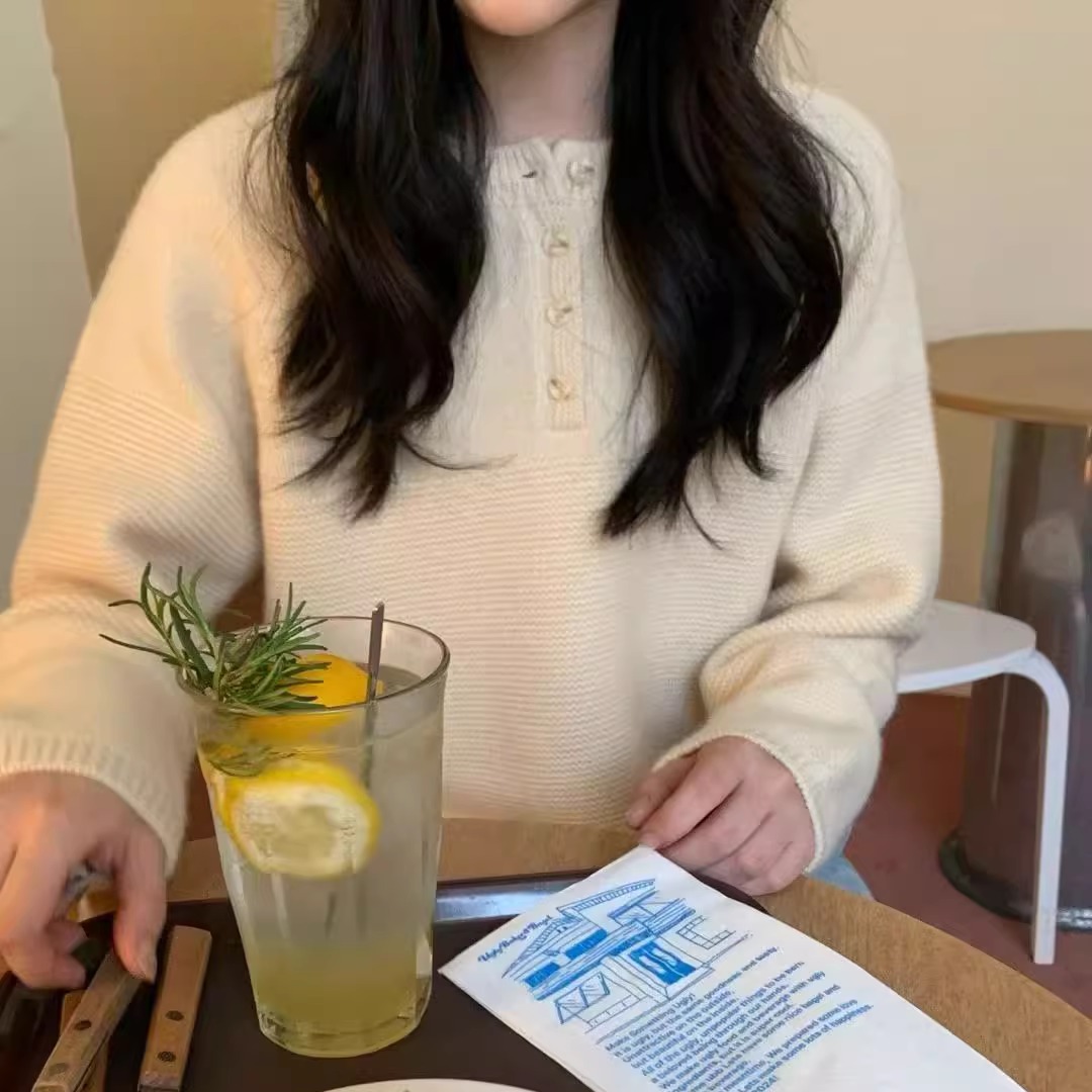 class韩国直邮112316 Sierra韩代2025款美丽奴羊毛纽扣毛衣