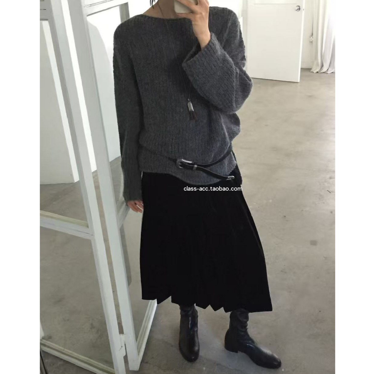 class韩国直邮113014 Alter 韩代2025款微微光泽感丝绒花苞裙半裙