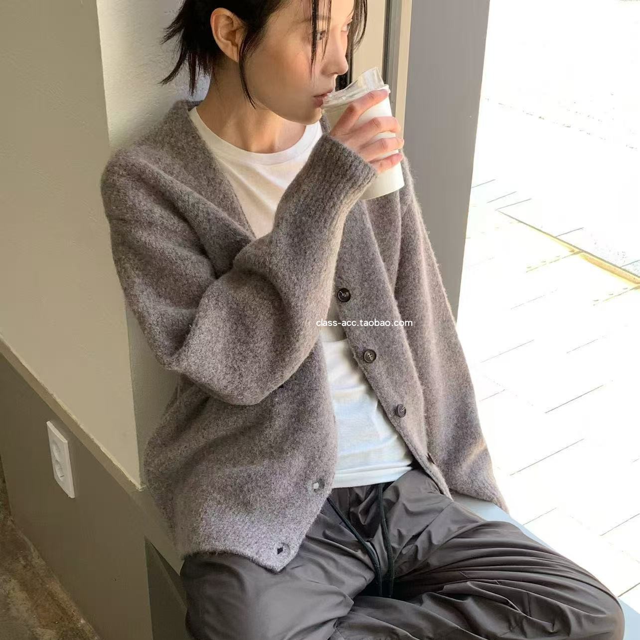 class韩国直邮121701 OBJECT 韩代2025款  大版V领毛衣开衫