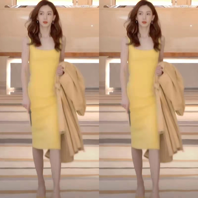 不会恋爱的我们金晨赵江月同款衣服女春夏新款气质黄色无袖连衣裙