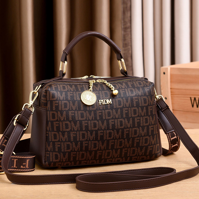 复古印花枕头包女斜挎包包2025新款大容量妈妈款手提包软皮单肩包