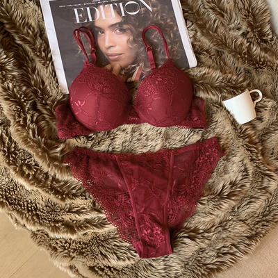 红色本命年蕾丝薄款大胸显小内衣