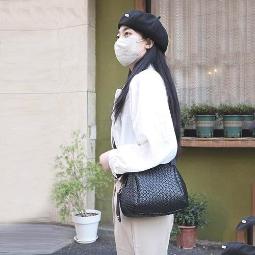 MDOXHIDE单肩斜挎包百搭