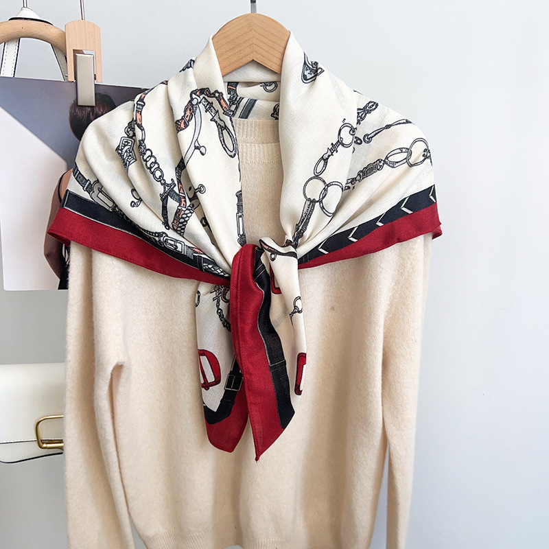 老钱风丝巾女系脖高级感搭配时尚洋气丝毛手感围巾方巾女2025新款