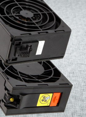 IBM System x3500 M5 风扇 81Y7095 机箱 00AL486 00MU235 FAN