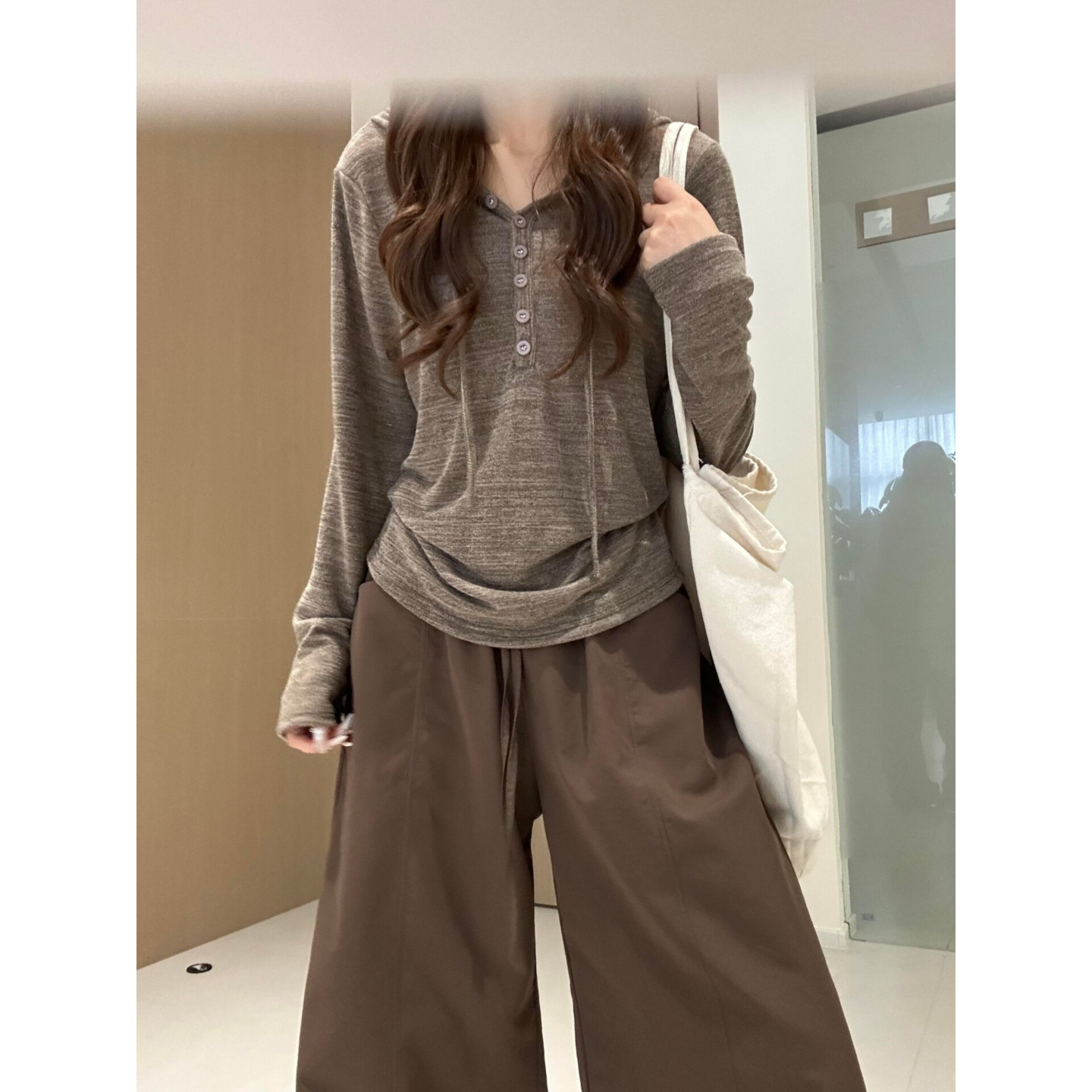 韩系cleanfit慵懒风连帽长袖T恤女2026秋季宽松显瘦通勤休闲上衣
