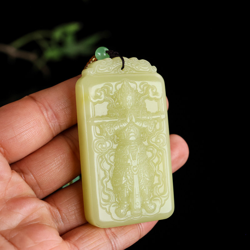 新疆和田玉青白玉大圣归来牌子挂件双面雕刻玉佩黄口料男女款吊坠