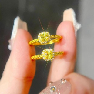 黄水晶戒指轻奢超闪招财仿黄金色小方糖戒子麻花个性高级感食指戒