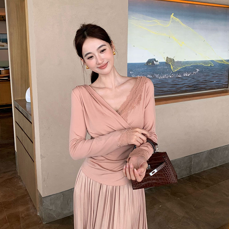 法式V领蕾丝拼接打底衫女秋季修身交叉收腰长袖温柔显瘦针织上衣