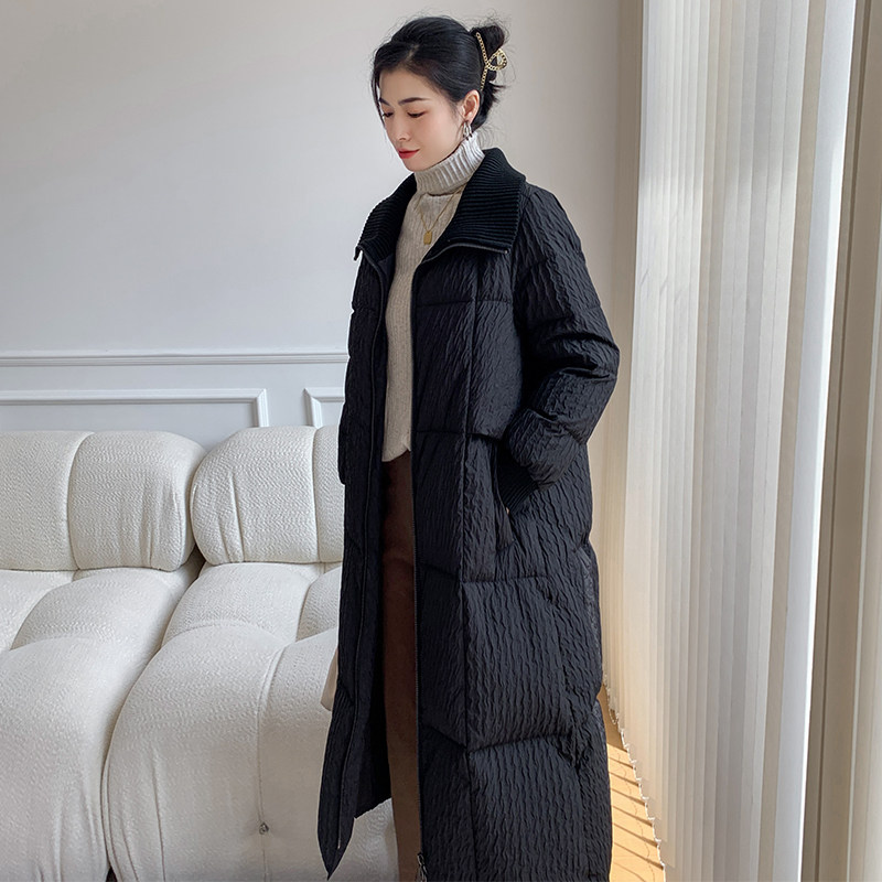 黑色长款羽绒服女2022年新款爆款过膝时尚洋气宽松保暖冬季外套在类目 女装/女士精品, 羽绒服中 - 来自Buy2taobao.com提供专业的淘宝代购服务