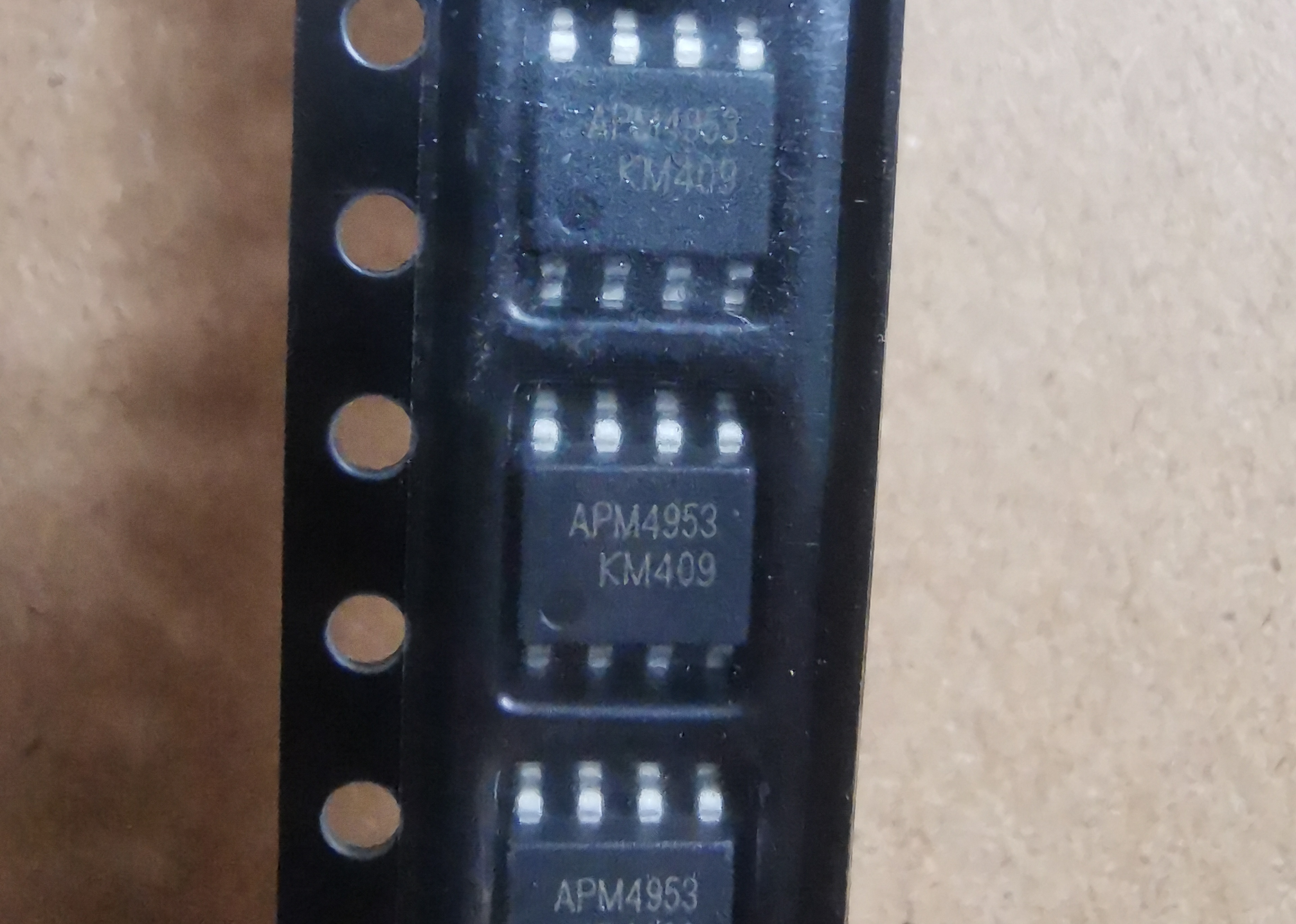 全新 APM4953 APM4953K LED显示驱动芯片 现货20只4.8元包邮