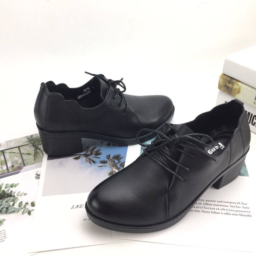 凤飞飞女鞋2020秋季新款真皮圆头中跟粗跟深口鞋休闲系带单鞋837n