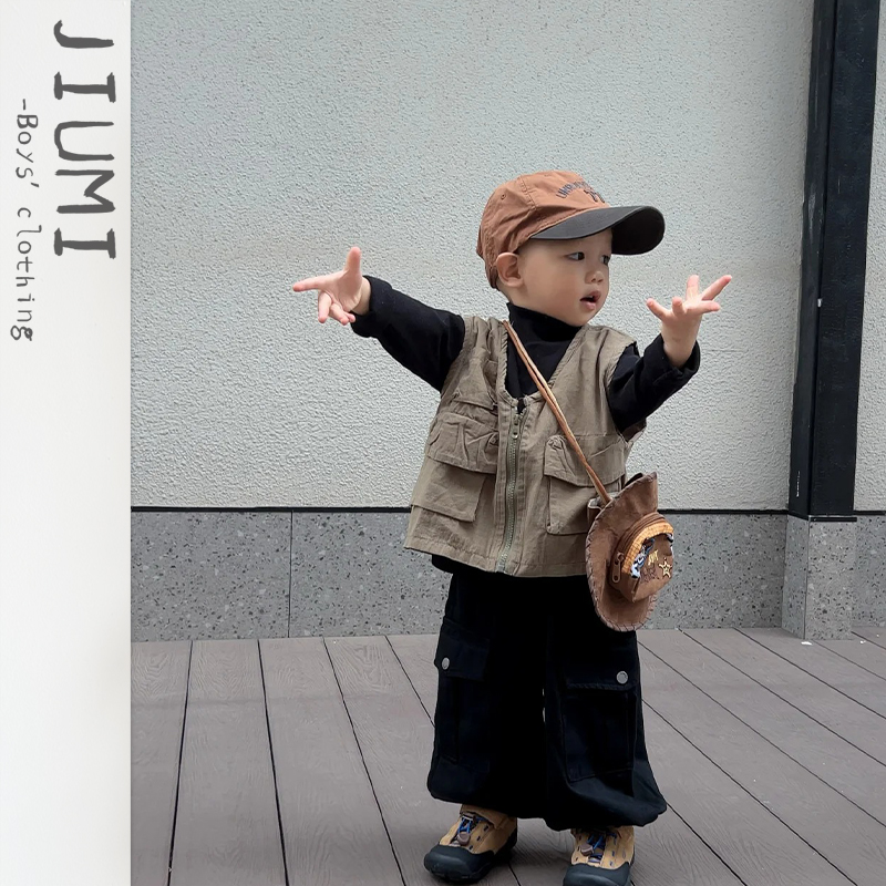 JIUMI男童复古森系无袖背心套装