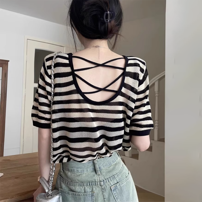 条纹冰丝针织短袖T恤女夏季薄款防晒罩衫时尚别致短款绝美上衣