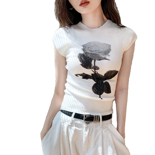 包袖针织背心女2025春秋新款圆领玫瑰花图案无袖羊毛内搭打底衫