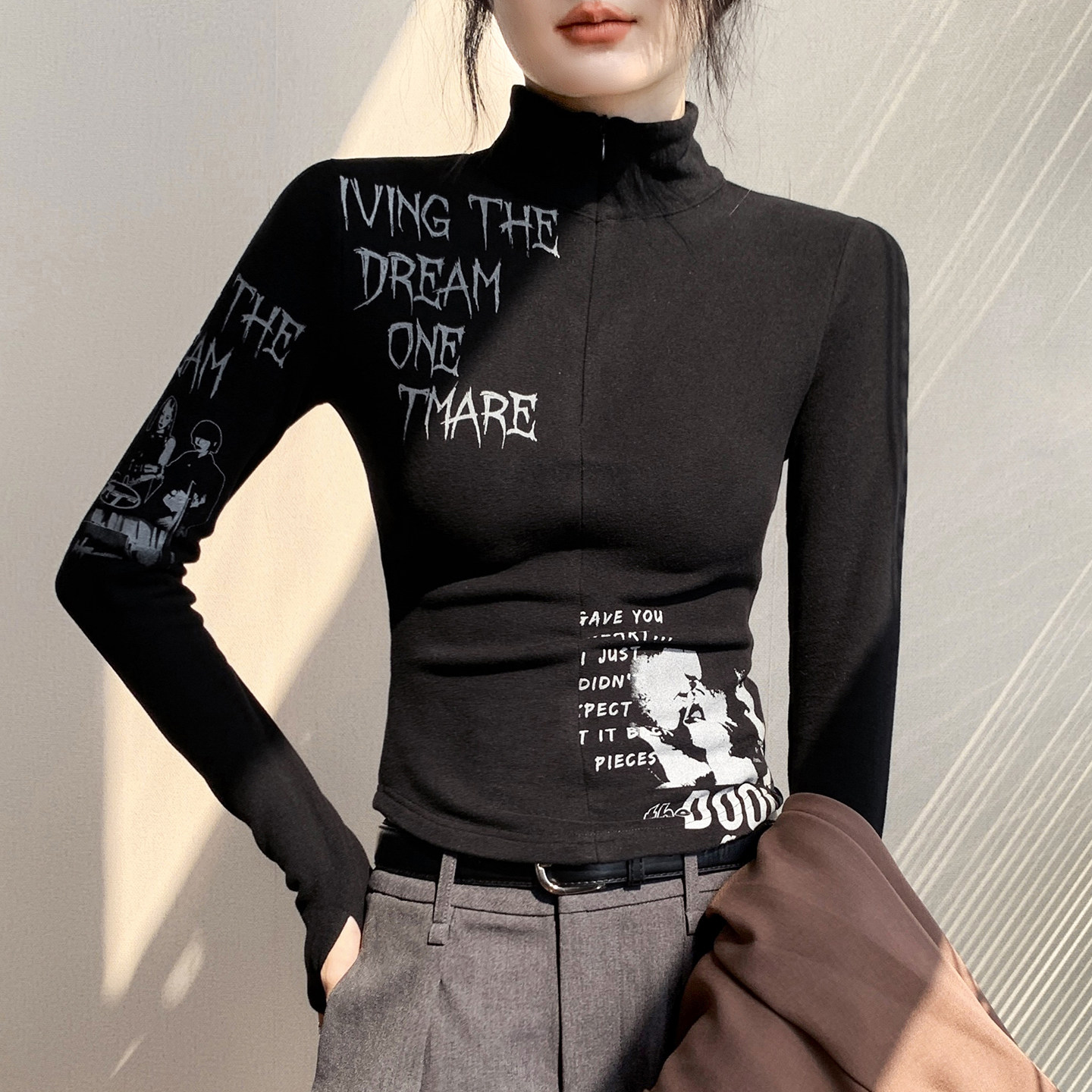 美式印花德绒拉链卫衣指套长袖T恤女2025秋冬季新款正肩保暖上衣,女装/女士精品,T恤,淘宝优惠券,粉丝福利购,淘宝优惠卷