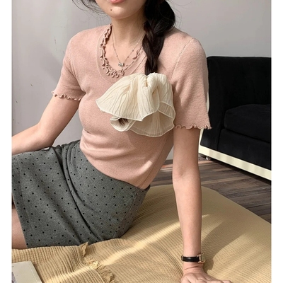 美翻整个夏天~设计感花边圆领T恤女新款夏季修身正肩短袖针织上衣