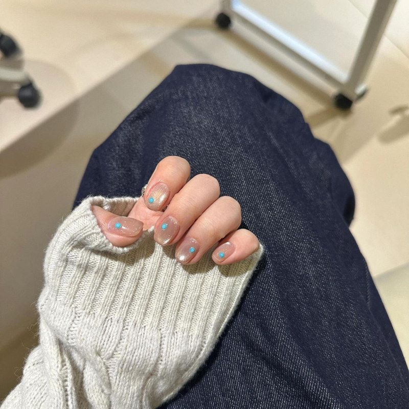 【 薄荷玻璃珠】猫眼纯手工穿戴甲温柔显白美甲贴片假指甲可拆卸