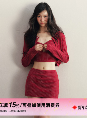 1P STUDIO 红色波点修身针织套装女秋冬季短款开衫吊带短裙三件套