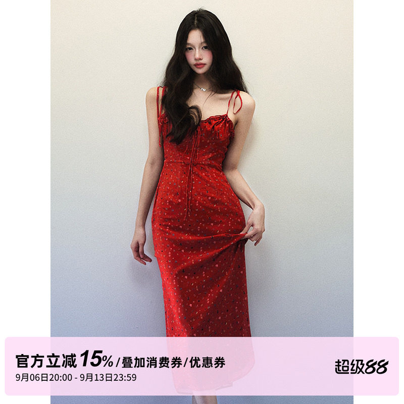 1P STUDIO 经典红色小碎花吊带连衣裙女秋装抽绳修身收腰无袖长裙