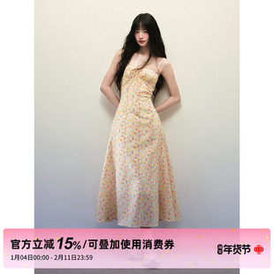 1P STUDIO 明黄色肌理碎花吊带连衣裙女秋冬收腰系带大裙摆长裙子
