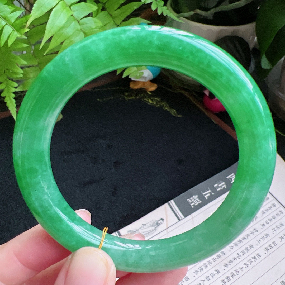 圆条56圈口缅甸天然A货老坑种翡翠手镯玉镯子平洲翡翠手镯精选