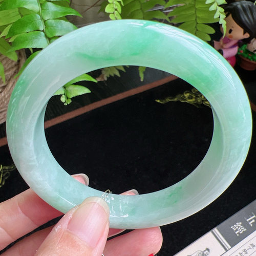 57圈口缅甸天然A货老坑种玉镯平洲翡翠手镯精选编号051D0317E