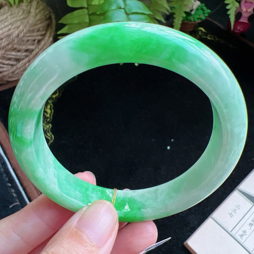 57圈口缅甸天然A货老坑种玉镯平洲翡翠手镯精选编号062D0408E