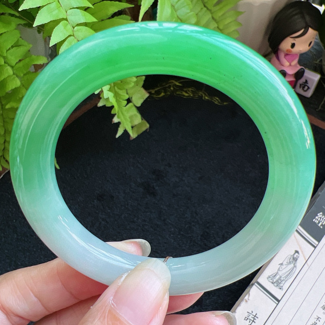 圆条54圈口缅甸天然A货老坑种翡翠手镯玉镯子平洲翡翠手镯精选