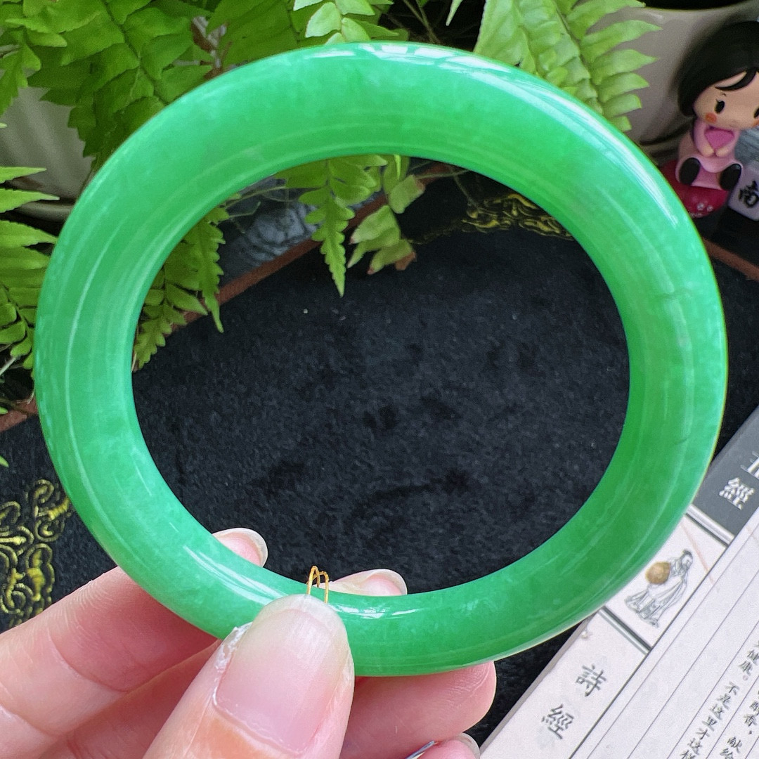 圆条52圈口缅甸天然A货老坑种翡翠手镯玉镯子平洲翡翠手镯精选