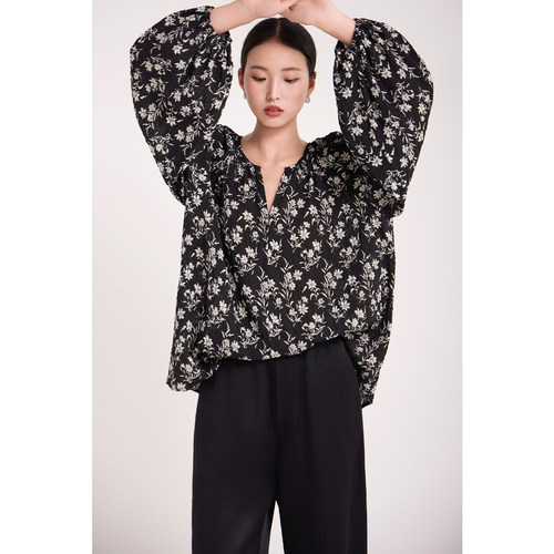 CR宽松V领灯笼袖印花上衣衬衫黑