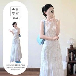 連衣裙女夏季 小眾設計感鏤空刺繡不規(guī)則背心 茶歇白色無袖 法式