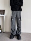 灰色
