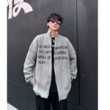 灰色
