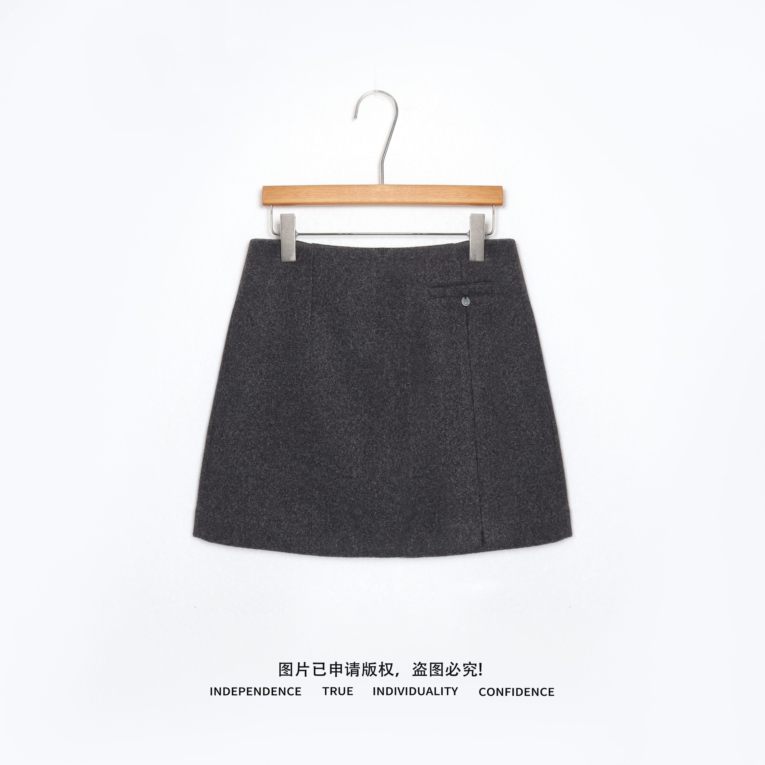 温温W【腰封密码】复古法式高腰毛呢半身裙女冬季A字短裙女7271