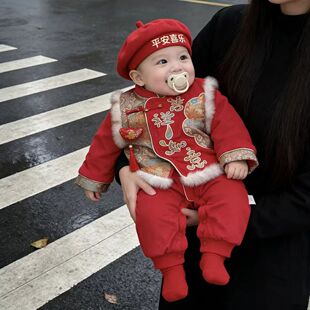 周岁礼服男女宝宝新中式马甲套装百天婴儿秋冬红色年服福字连体衣
