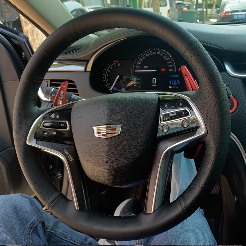 专用凯迪拉克xts方向盘套手缝真皮冬季改装内饰用品汽车配件四季