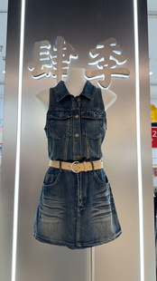 2026夏季新款韩版设计感辣妹复古水洗牛仔上衣女高腰显瘦短裙套装