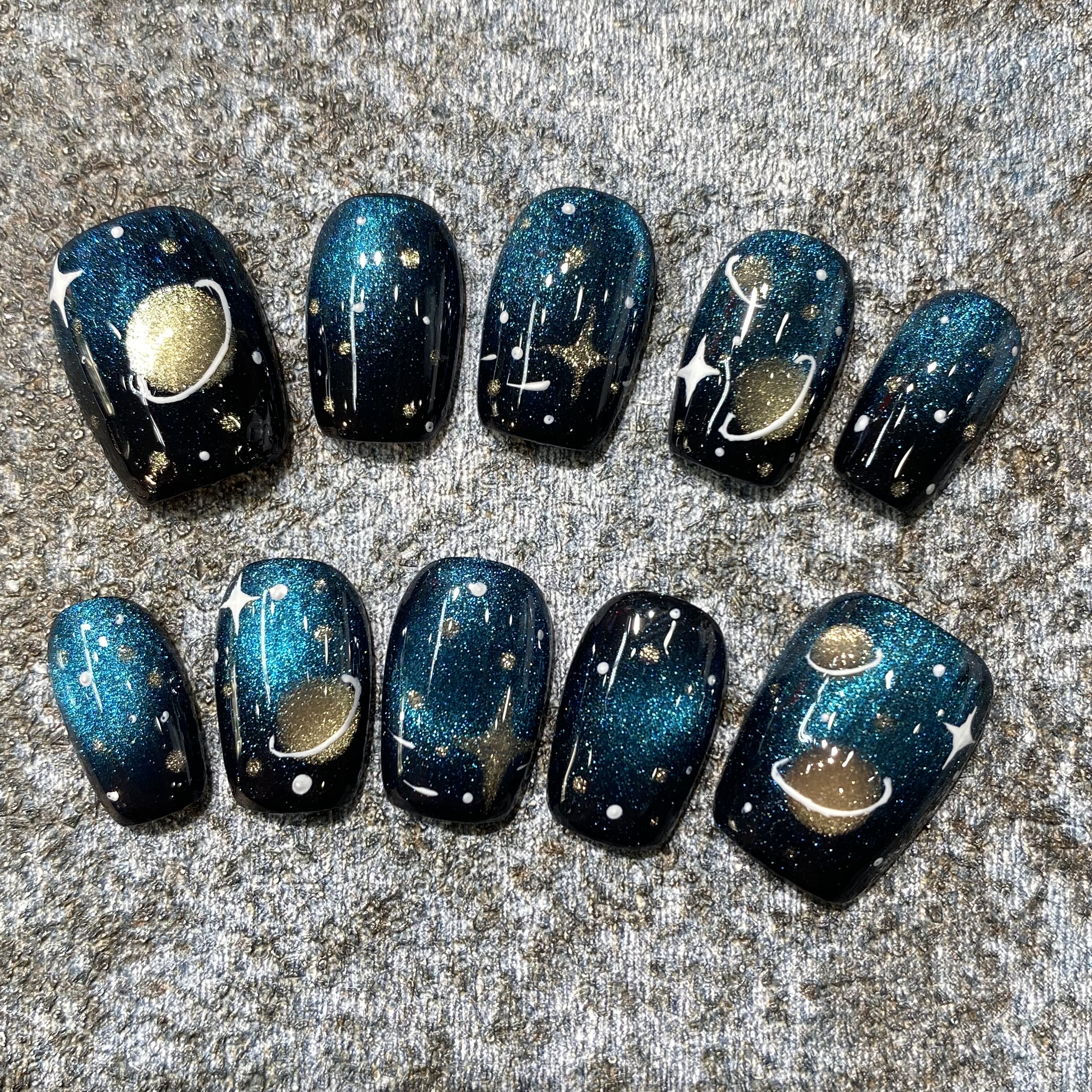 星河漫游手工短款幽蓝猫眼穿戴甲