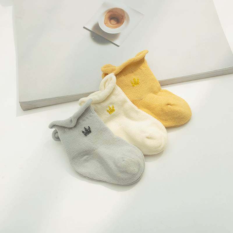 小孩剛出生寶寶的小襪子嬰兒室內男童秋季新款短款周月春秋薄款新在類目 童裝/嬰兒裝/親子裝, 兒童襪子(0-16歲)中 - 來自Buy2taobao.com提供專業的淘寶代購服務