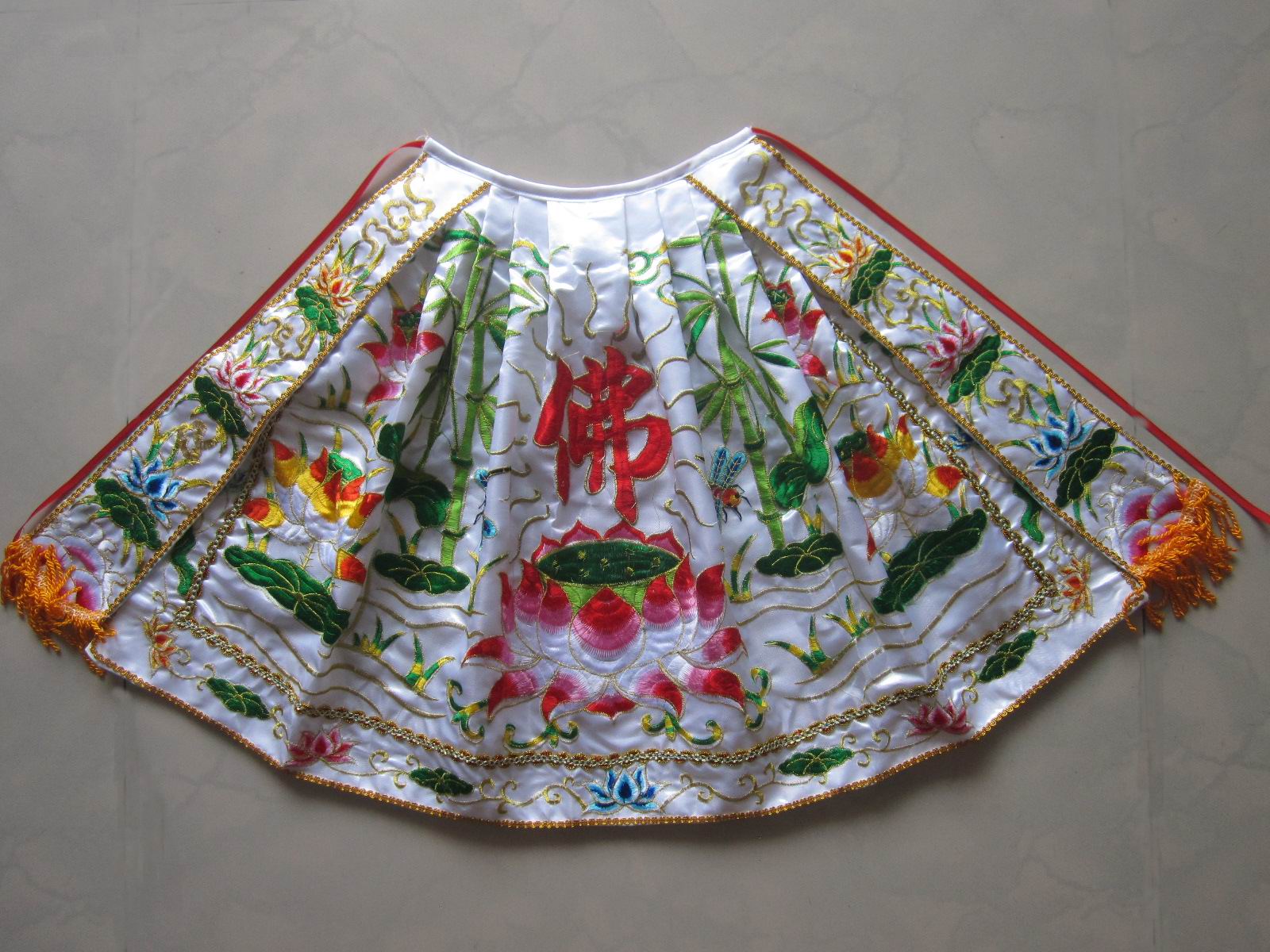 佛像披风白色莲花竹衣观音菩萨