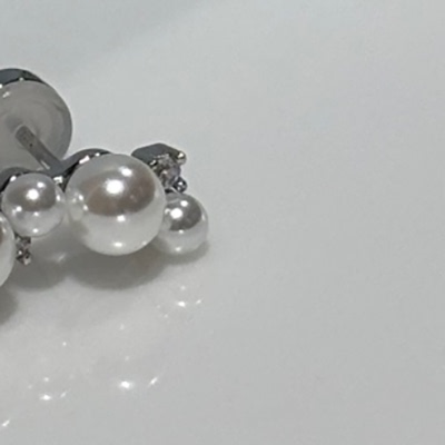 圆润光泽感女士耳钉