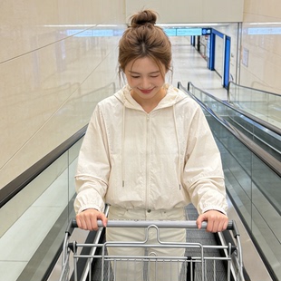 防晒衣女夏季小个子高腰短款气质薄款透气百搭宽松连帽风衣外套潮